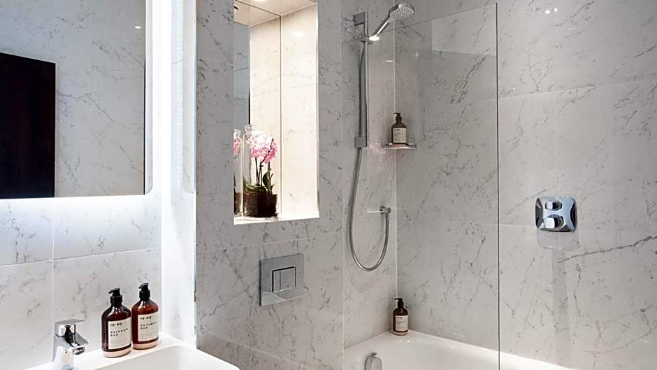 The Selwyn, Richmond