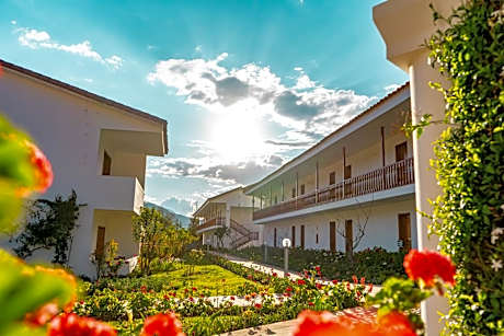 Agustos Urubamba