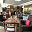 Las Ventanas Suites Hotel