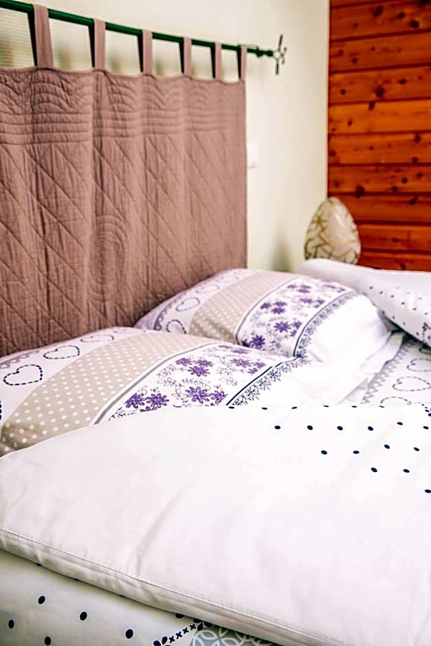 Hôtel Restaurant Domaine De Basil