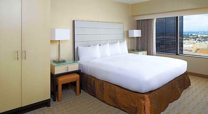 Hilton Los Angeles Airport