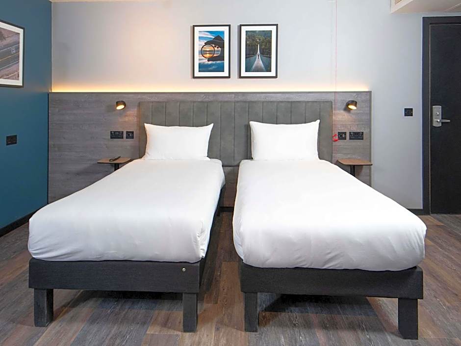 ibis London Gatwick Airport