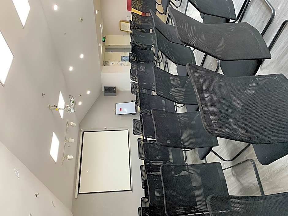 Hanting Hotel Qingdao Hai'er Industrial Park Metro Building Station