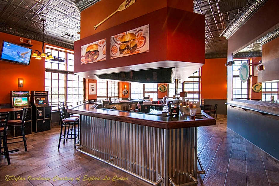Pearl Street Hotel