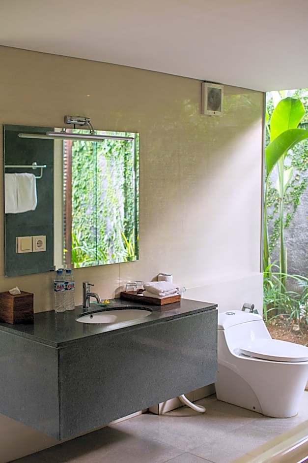 The Astari Villa and Residence