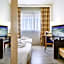 Living Place Hotel