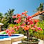 Nomada Villas - Giant Pool - Private Kitchen - Free Gym Access - Up to 40Mbps WiFi