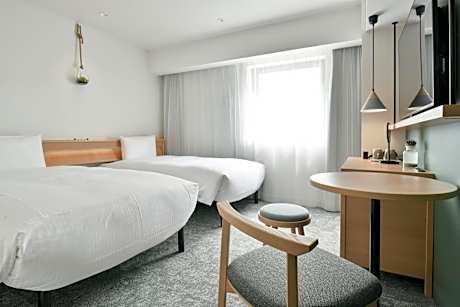 Standard Twin Room - Non-Smoking