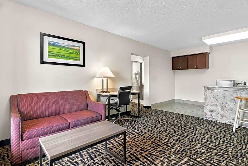 Quality Inn Russellville