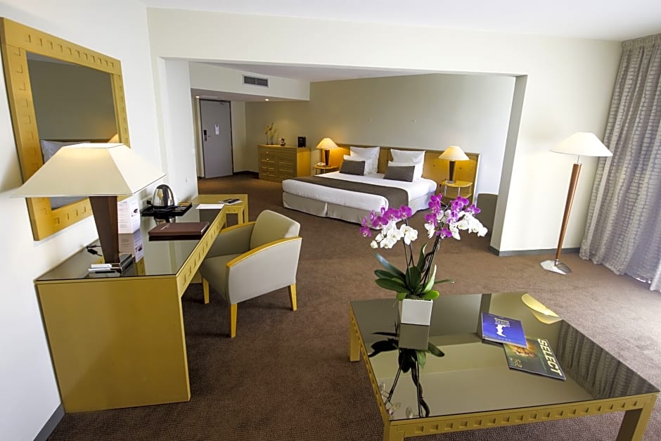 Garden Beach Hotel