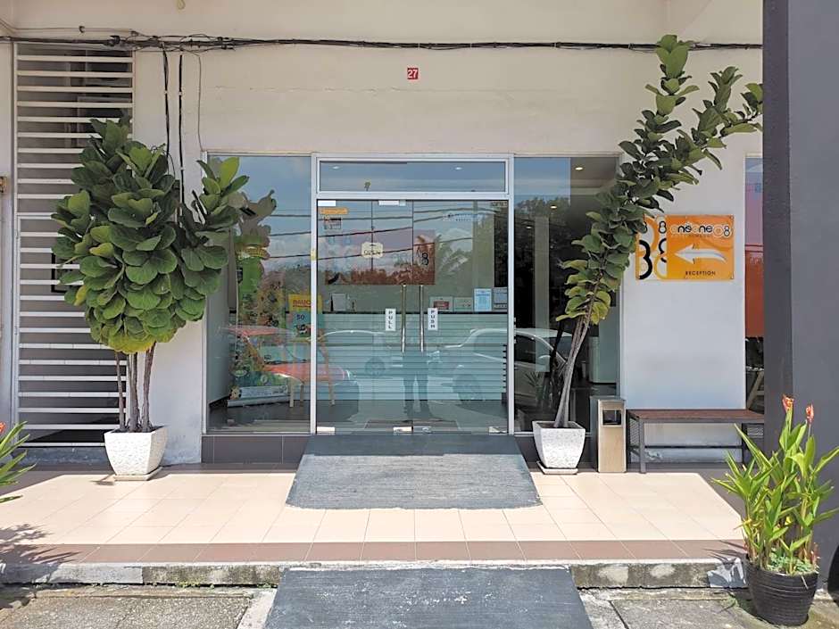 1108 Hotel Sungkai
