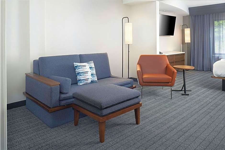 Courtyard by Marriott Hanover Lebanon