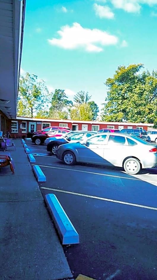 Leisure Motel
