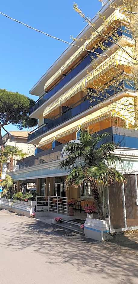 Hotel Ginevra