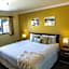 The Mammoth Creek Inn
