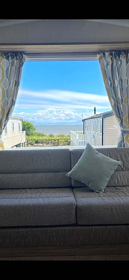Robinson retreats beautiful caravan with sea views pet friendly