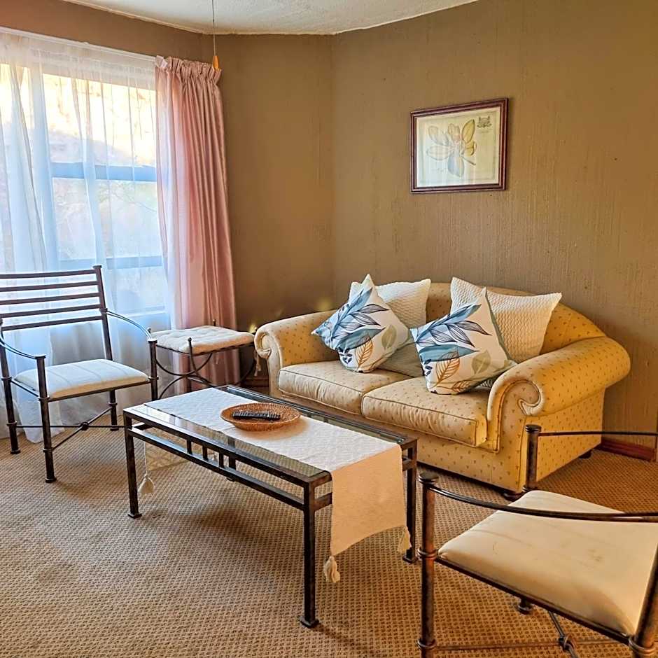 Bass Lake Country Lodge