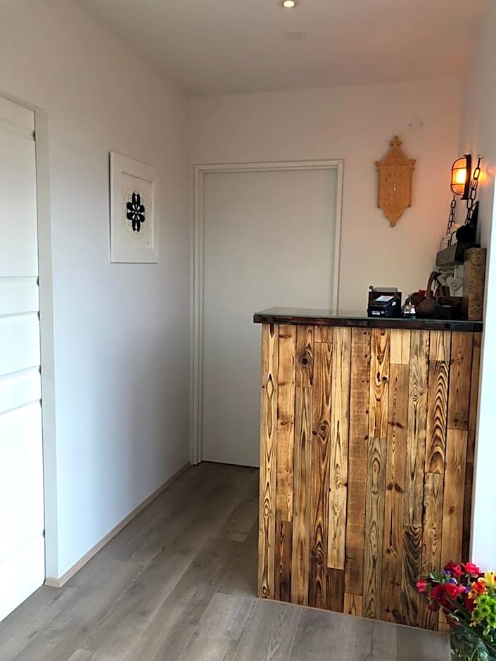 Hrafnavellir Guest House