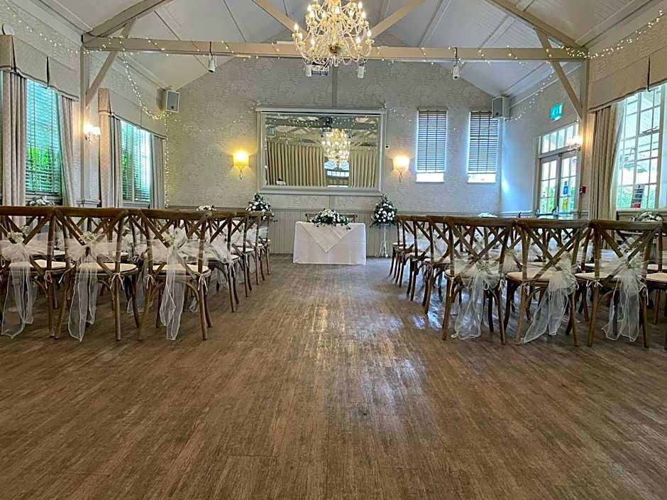 Ravenwood Hall Hotel