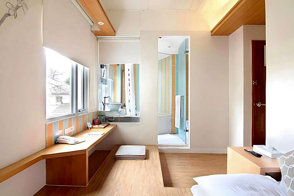 SSS Life Hotel