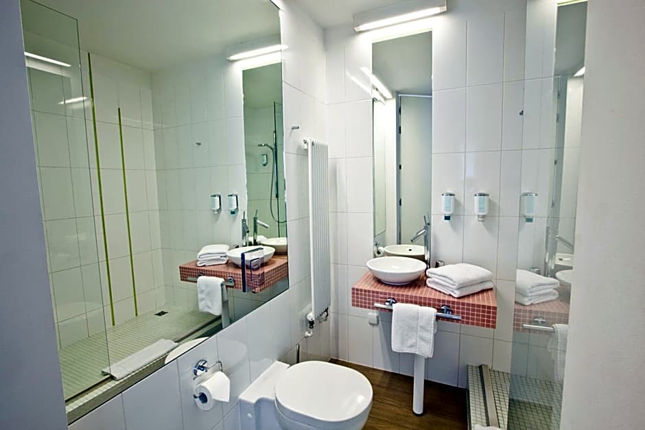 Platinum Apartments Aparthotel