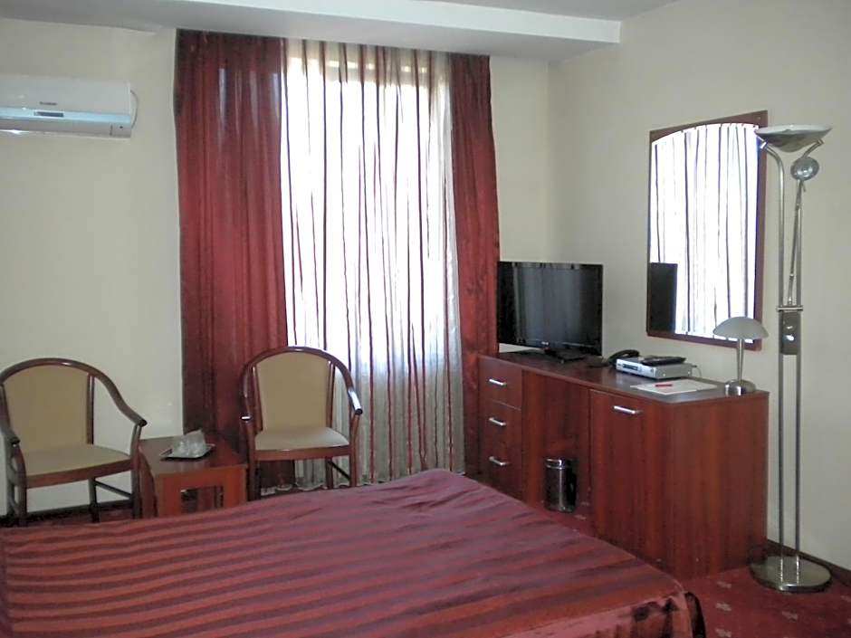 Hotel Ary