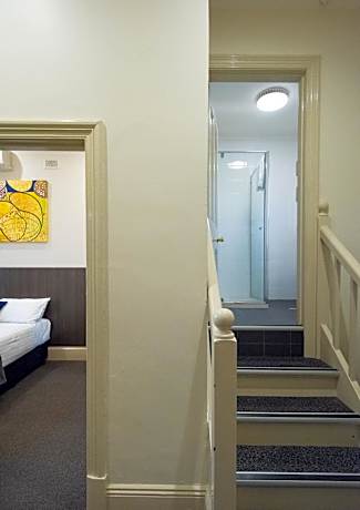 Two-Bedroom Apartment - Split Level