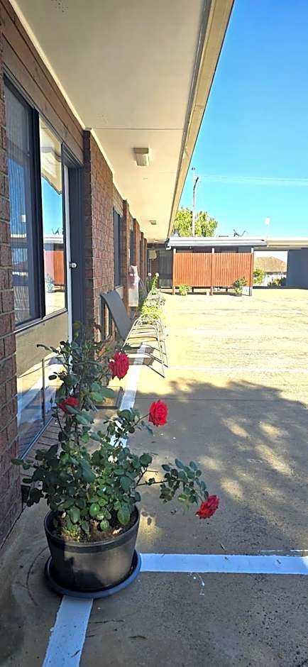 Mariner Motel