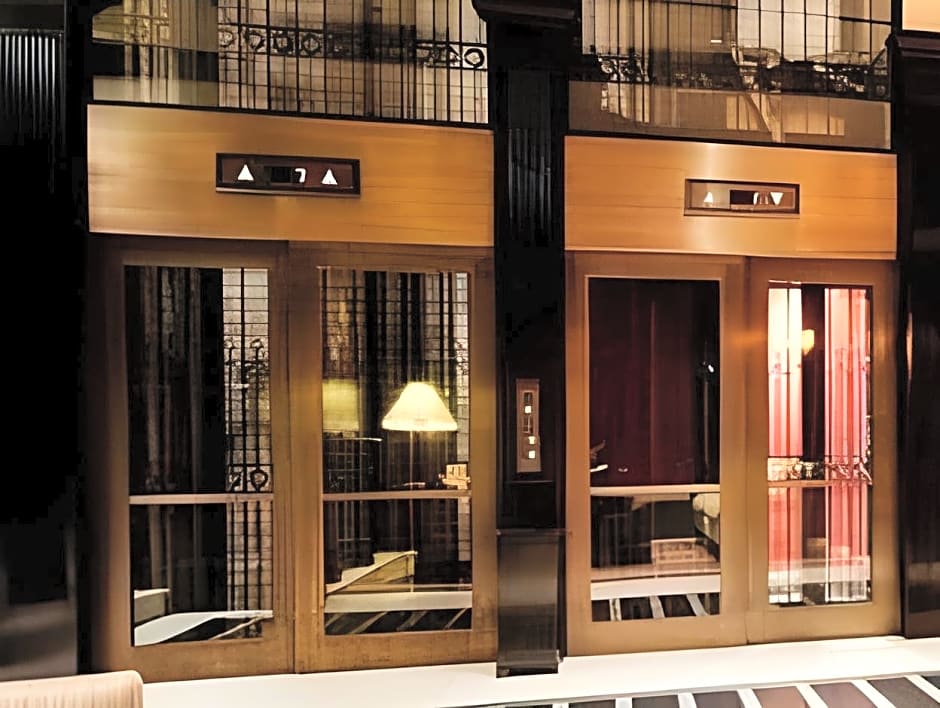 Fifteen Beacon Hotel