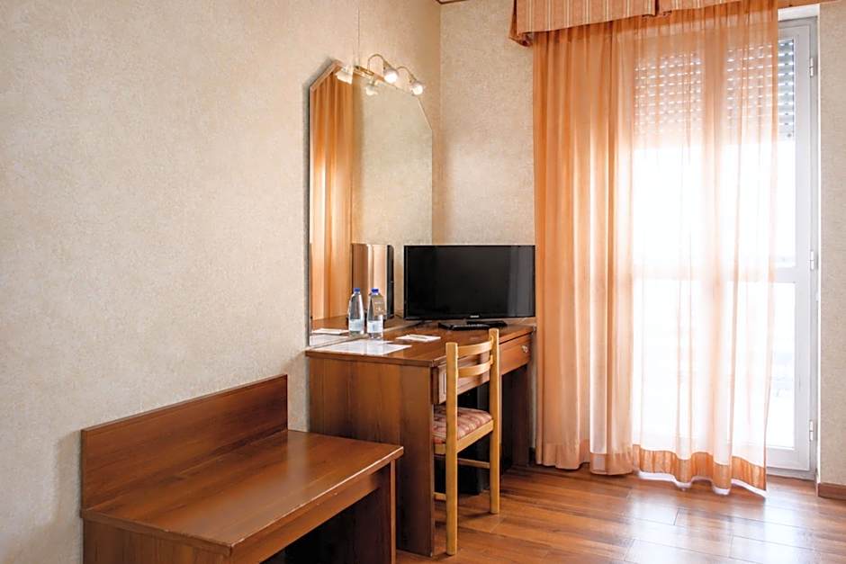 Phi Hotel Ambra