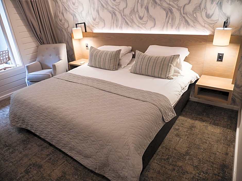 The Kelway Hotel