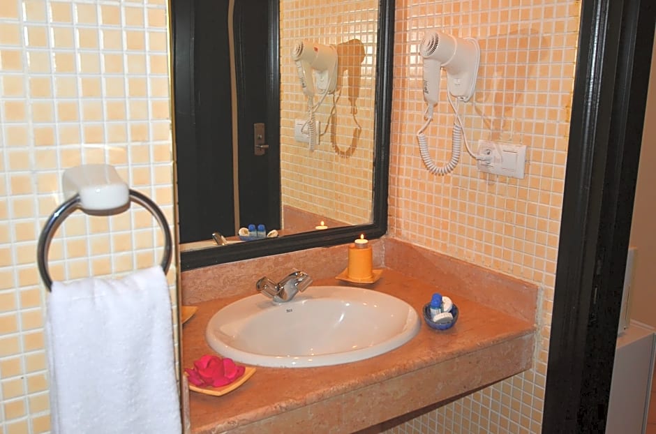 Golden Beach Appart'hotel