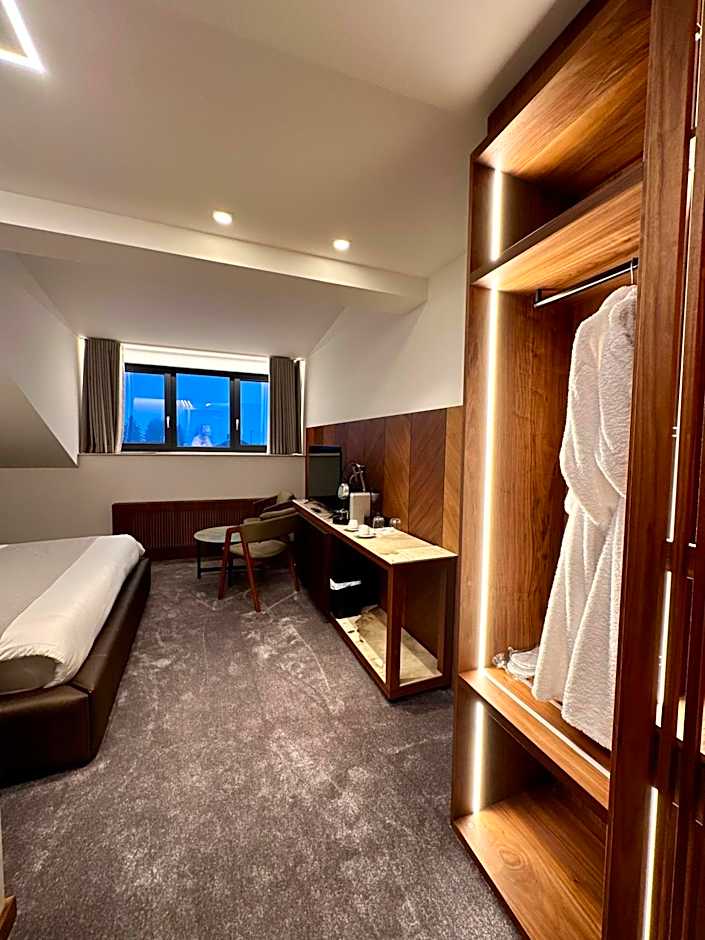 Hôtel Restaurant & Spa Les Planets