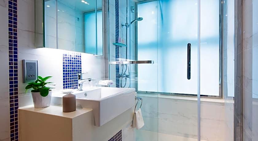 The Bauhinia Hotel-Tst