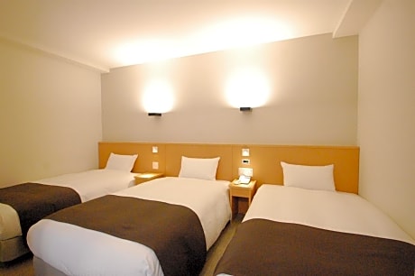 Standard Triple Room - Non-Smoking