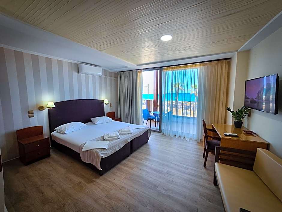 Theo Beach Hotel Apartments
