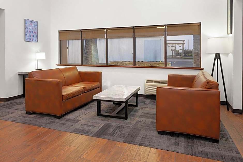 Baymont by Wyndham Green Bay