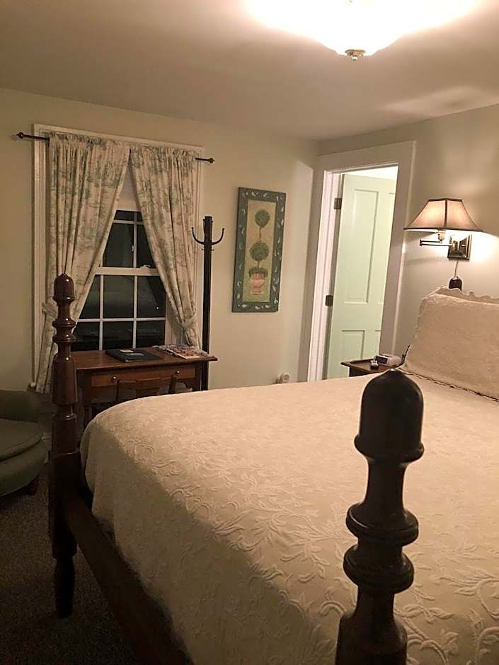 Alpine Haus Bed & Breakfast Inn