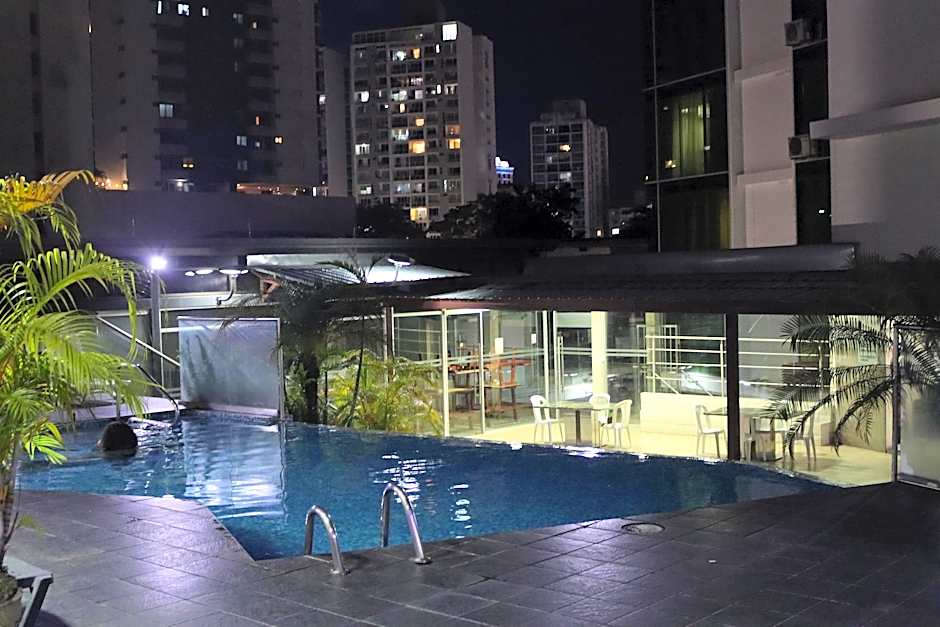 Grand International Hotel