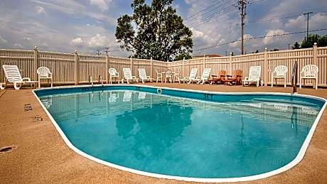 Best Western Adena Inn