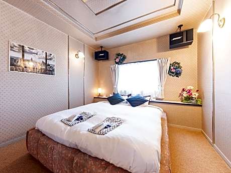 Quadruple Room - Non-Smoking