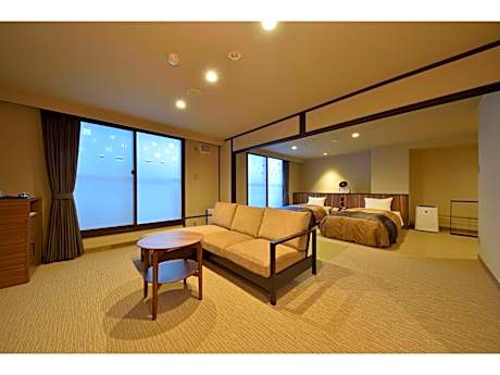 Deluxe Twin Room Type A