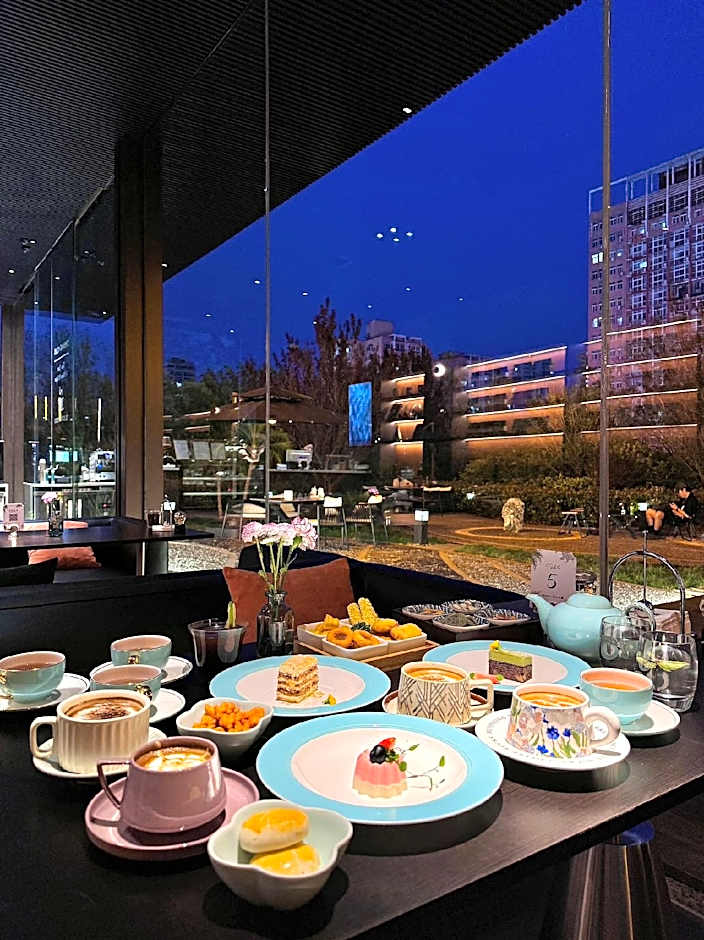 Ramada by Wyndham Luoyang Downtown