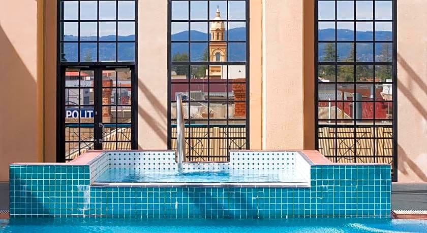 Stamford Grand Adelaide