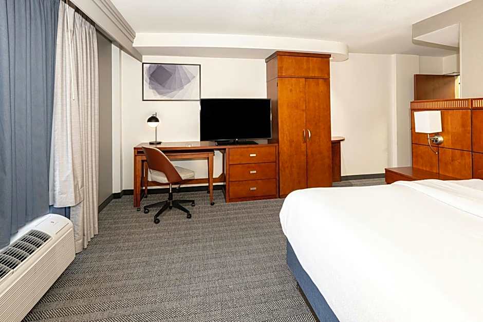 Courtyard by Marriott Wichita at Old Town