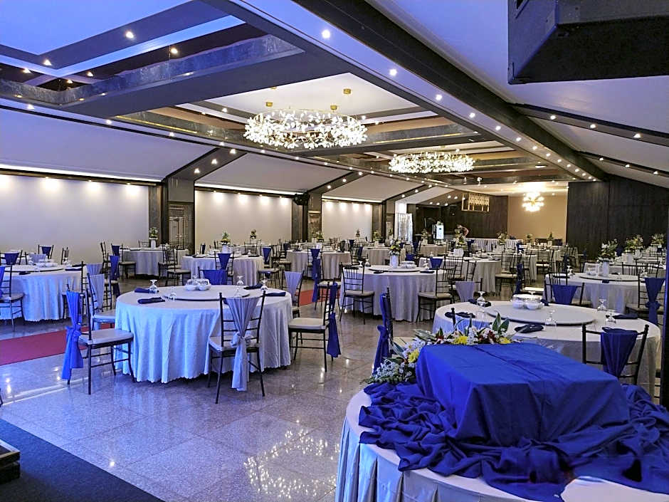 Star Plaza Hotel