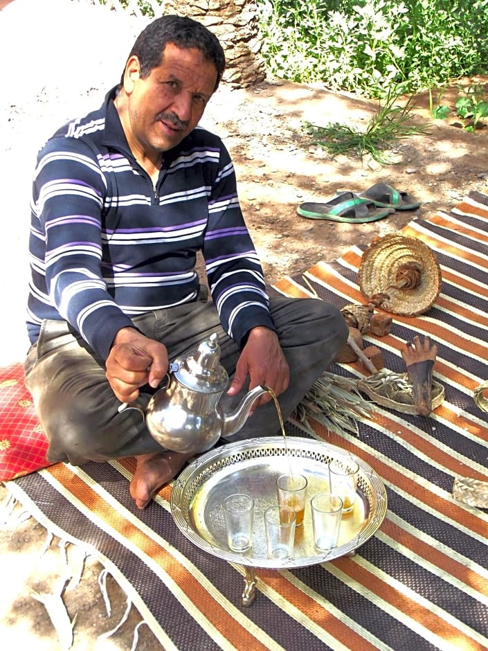 LE JARDIN DES GRENADIERS