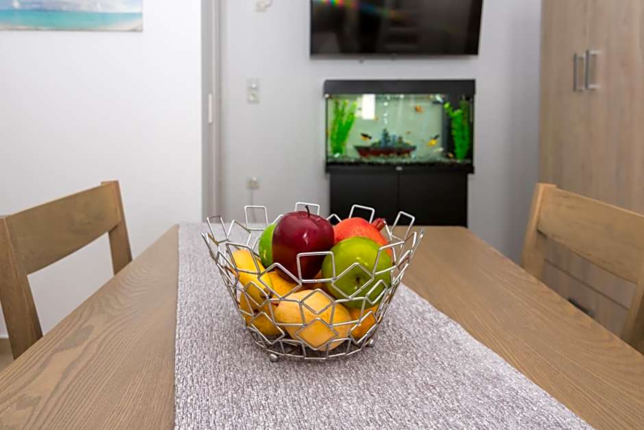 Sunny Apartment - Triovasalos