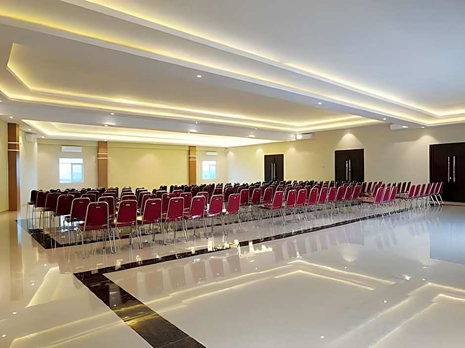 Triizz Hotel Semarang