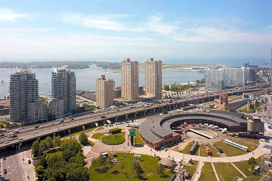 Delta Hotels by Marriott Toronto